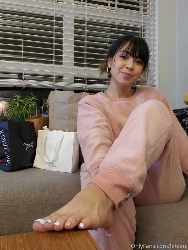 🥰😋