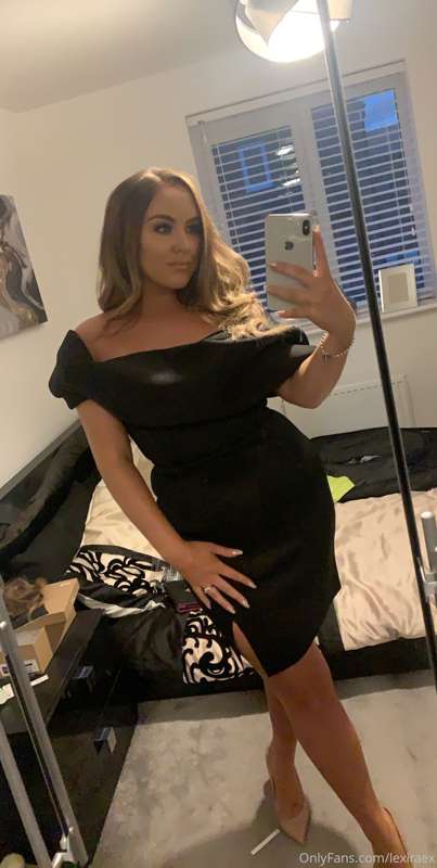 Back to when I could go OUT OUT 💕