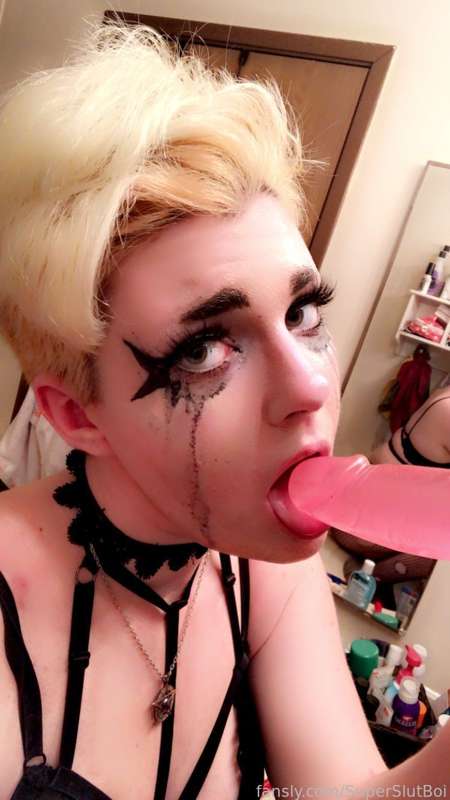Superslutboi - Fansly - 07 Sep, 2021