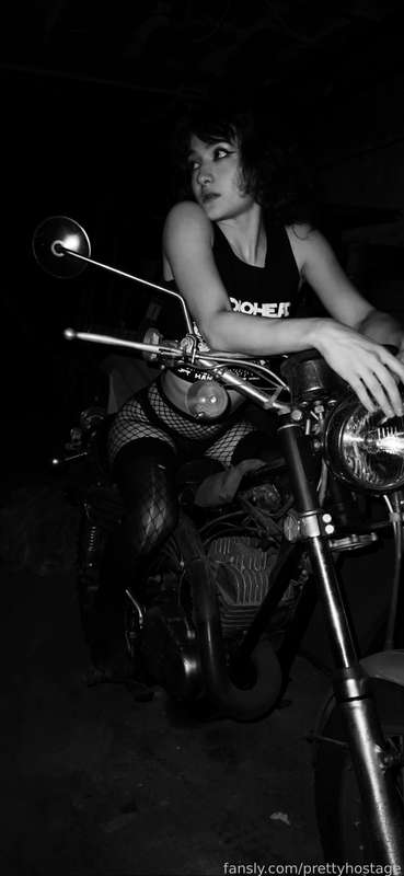 Prettyhostage - Fansly - 14 Nov, 2023 29