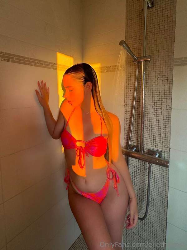 Ellaloveyouu - Onlyfans - 16 Sep, 2024