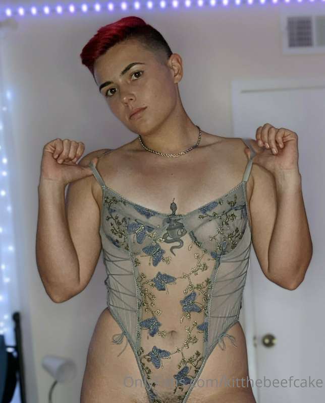 When clothing is sent my way I'm sure to put on a show 😉 6