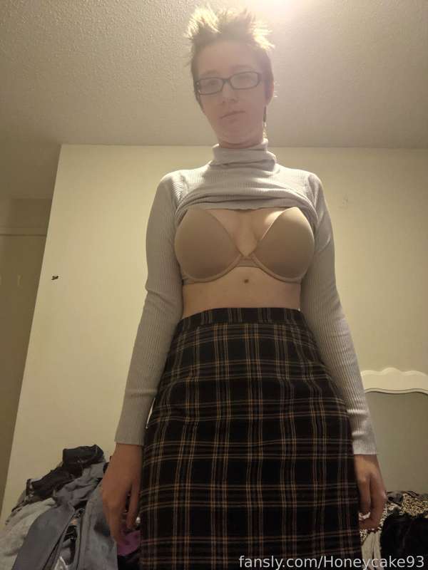 Honeycake93 - Fansly - 16 Oct, 2023 20