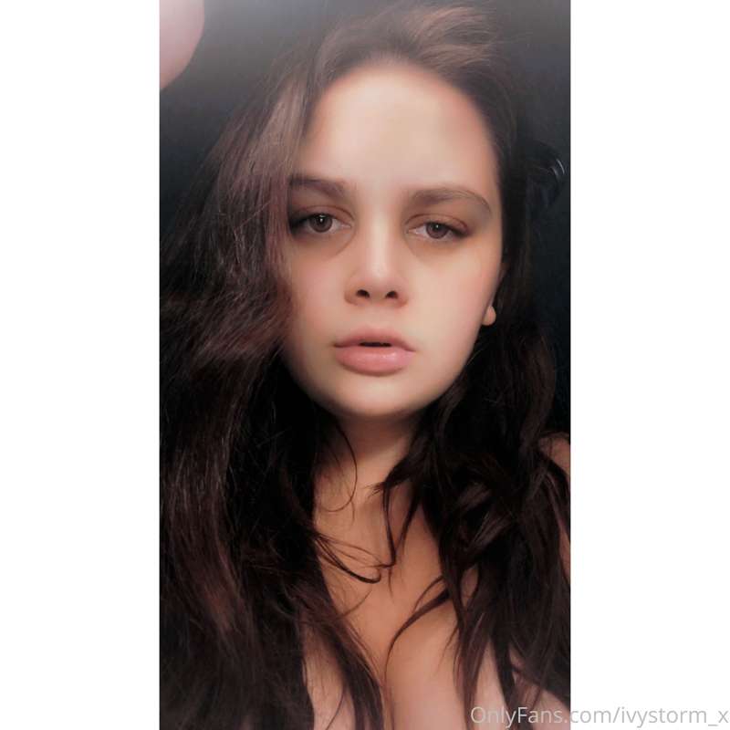 Hmm who wants to see my new videos? 🥵😝😈