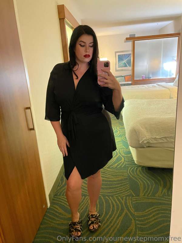 Wanna have some fun with me tonight daddy? 2