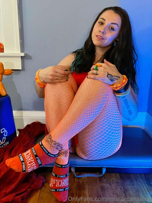 # The REST of ORANGE
So now for your viewing pleasures, I'll.. 1