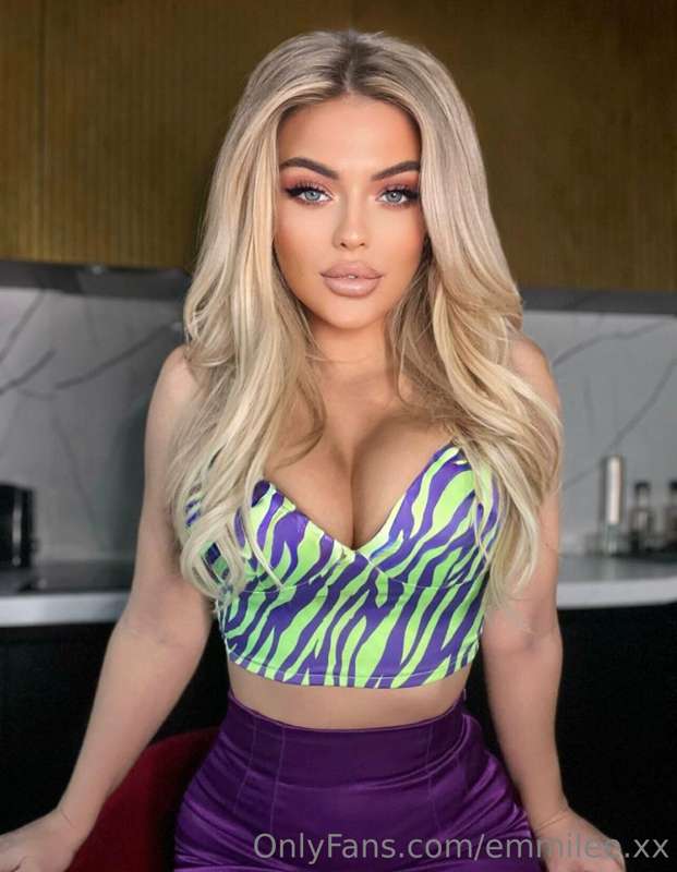 Let's have a home date? ❤️
I can cook a delicious dinner, li..