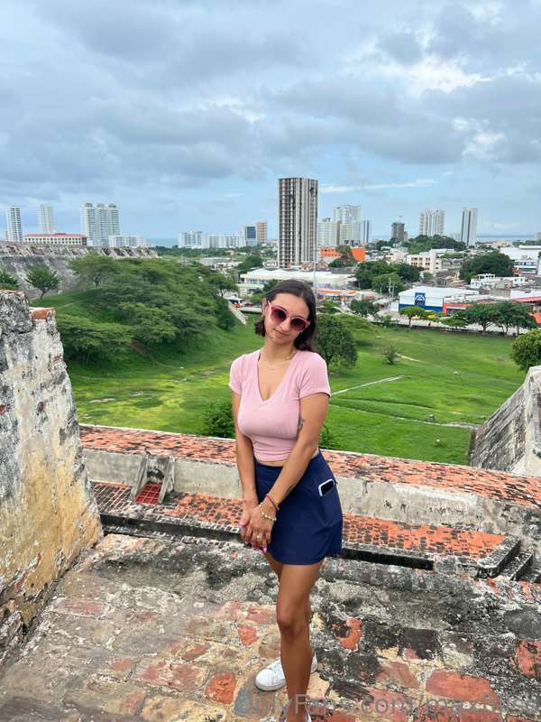 Visiting Colombia with @haileyrose_fcks