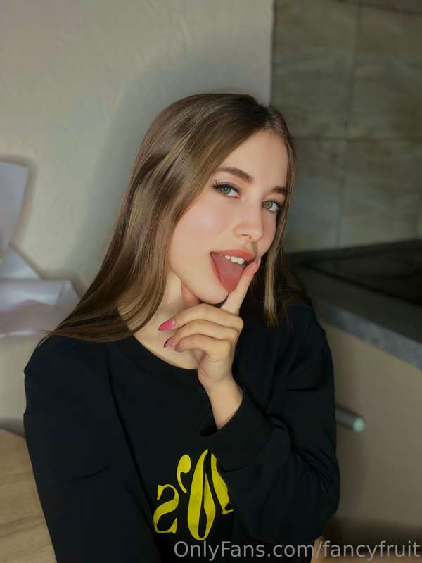 Can you work with your tongue? Come on over to me and show m..