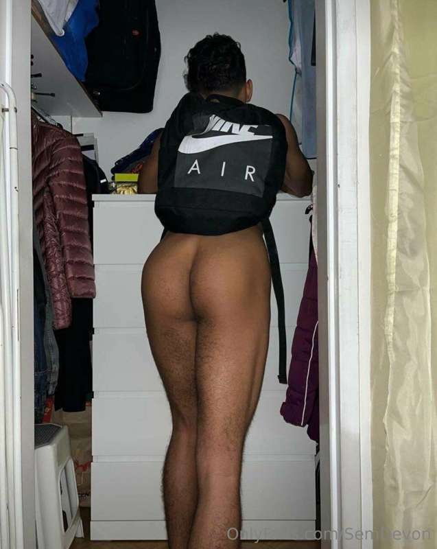 OMG! 🥵@macetheboy 🤠 A cute horny 19 year old twink, check ou.. 1