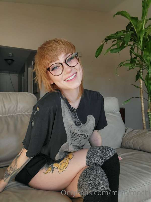 Do you like my smile? 😊😊