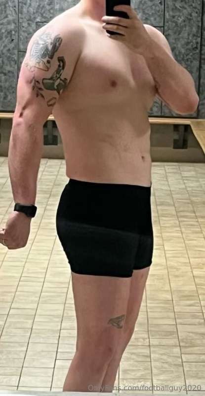 New candid shots and me jerking off my hot throbbing cock! 2