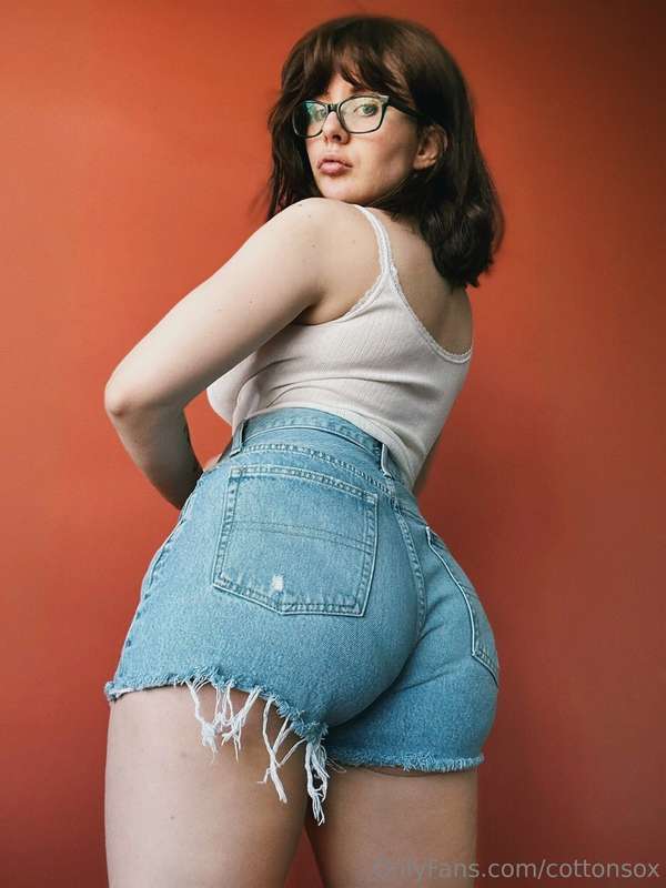 I've been working out my ASS. Do you like my ASS? I think it.. 2