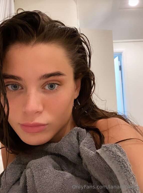 POV: i’m waiting for you to get wild with me in the dms in h..
