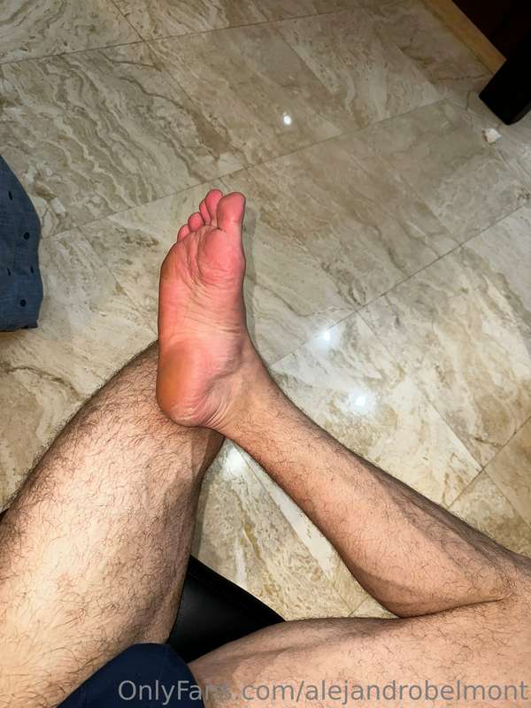 Feet, ass and balls 😈 7