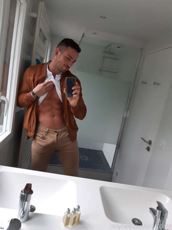 I have a very nice bulge 🤣