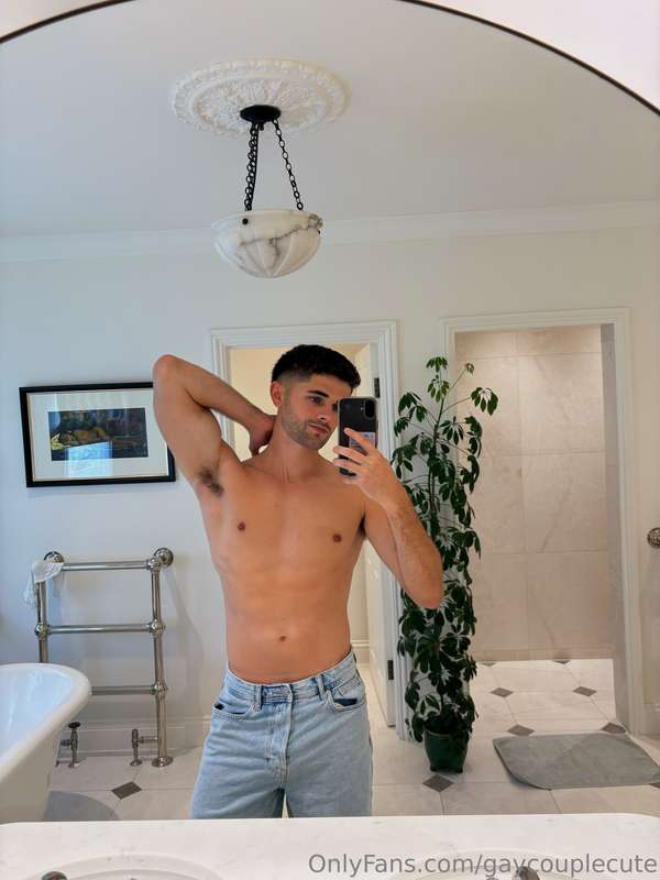 Gaycouplecute - Onlyfans - 02 Jul, 2025