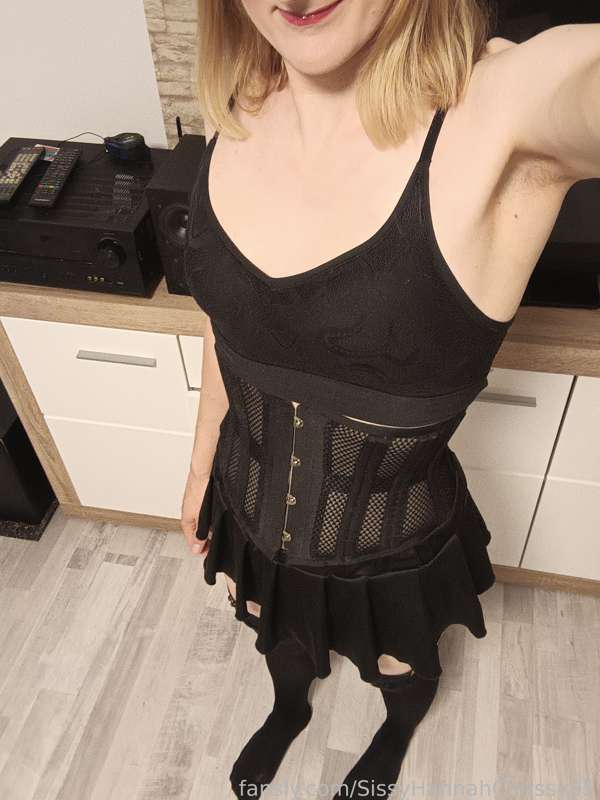 Sissyhannahchrissy95 - Fansly - 08 Jul, 2023 13