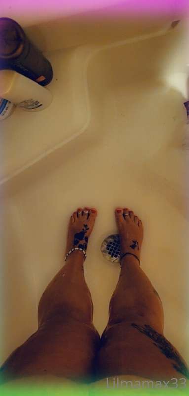 Shower time. Tip for more images