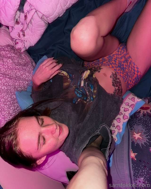 I made myself cum I wish u were here to help ;( My fingers s.. 8