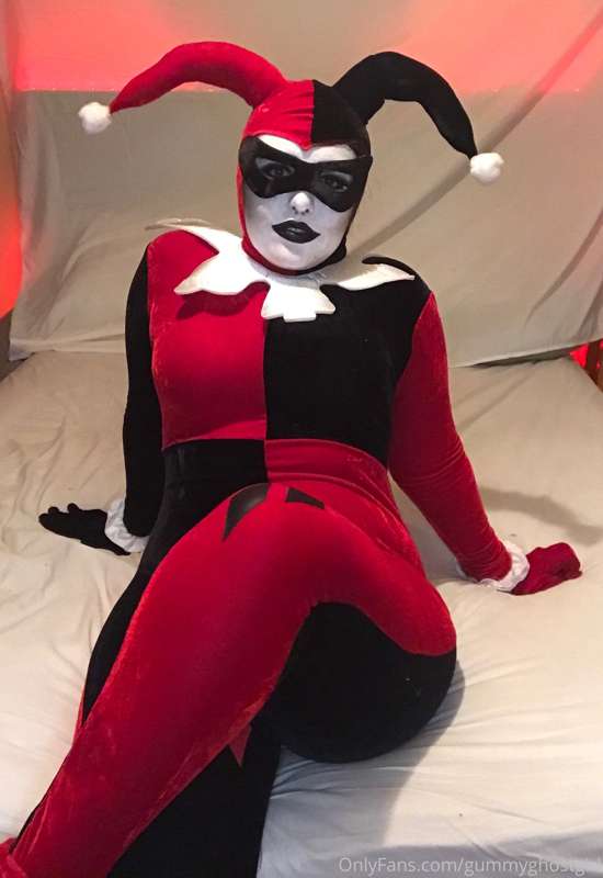 Like what you see Puddin’? ❤️🖤 11