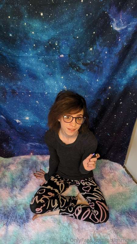 new background!!! c: