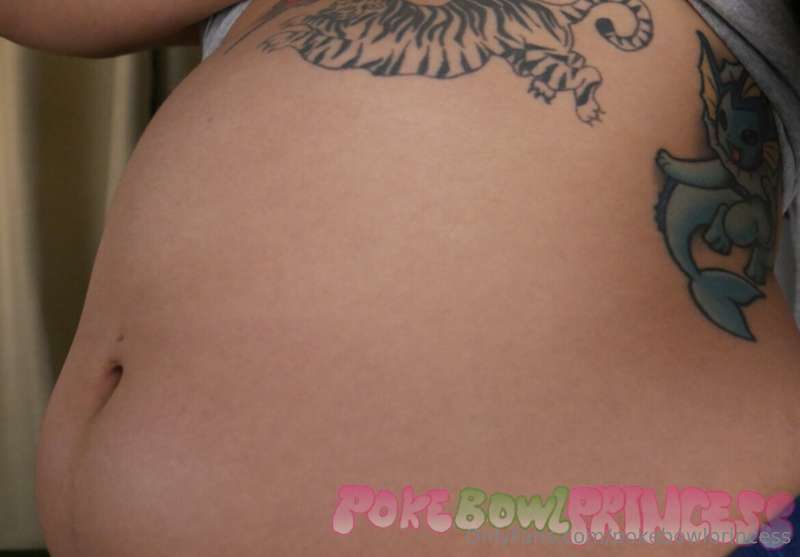 What a full belly this afternoon 🥰🥰🥰 DM to feed me more 💖