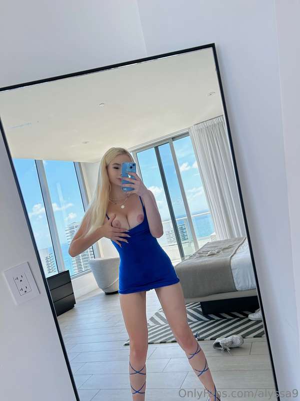 Feeling like your naughty fairy @alyssasvip 🧚‍♀️✨