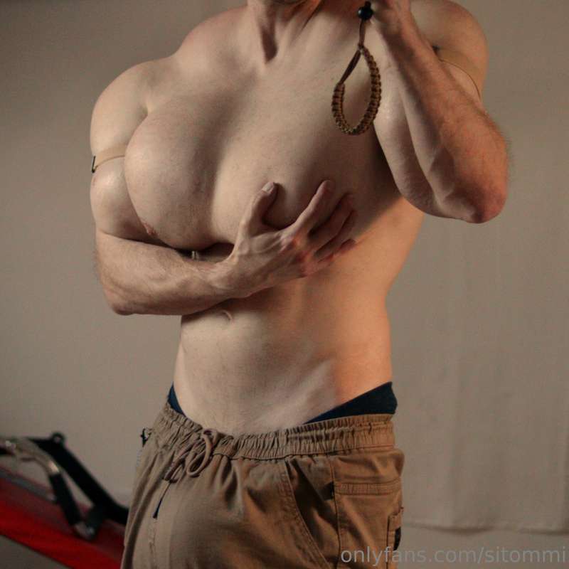 Hi, have a nice Thursday, everyone :)Last evening when I wen.. 25