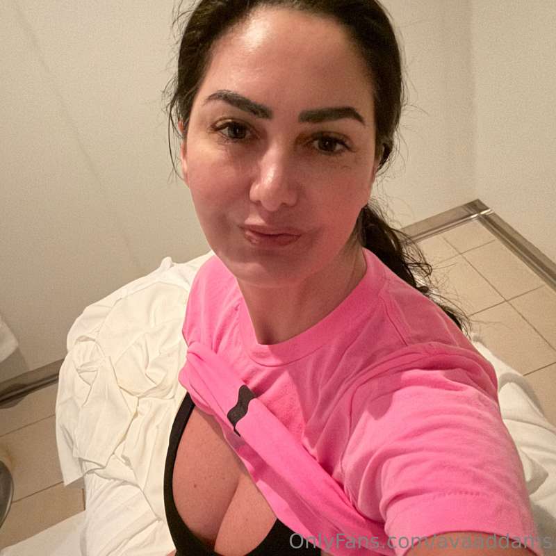 I always find some way to sneak pics for you at the spa. 😜 1