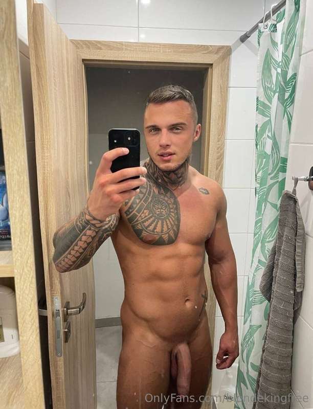 Slavic juicy $tripper is here to bring you the hottest strip.. 5