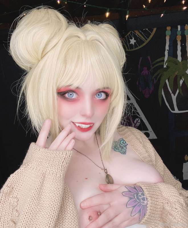 I forgot to post this one o: Toga tiddie
