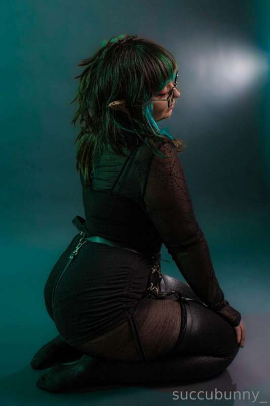 not the usual type of content but i got to model for a frien.. 1