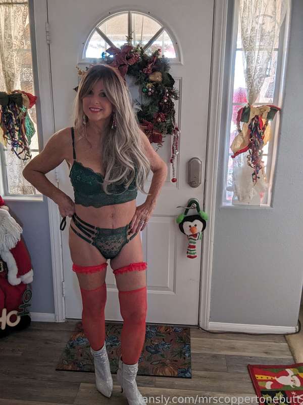 Mrscoppertonebutt - Fansly - 25 Dec, 2024 3