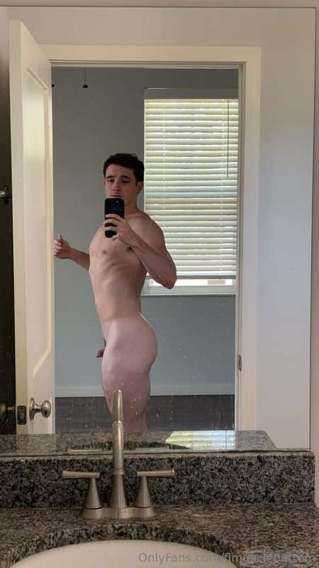 Curvy as fuck