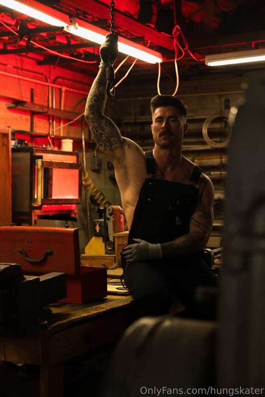 This stud of a man, @kylekrieger and I have an incredibly ho.. 4