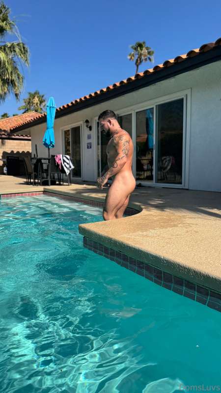 Me at the pool being a fool 😂 8