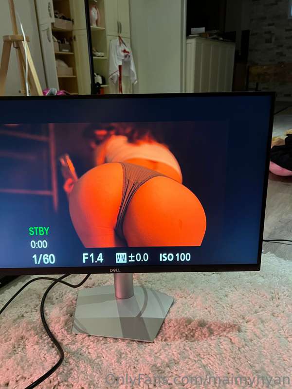 BTS and a little update ~

I have a fancy-ass camera/lens an.. 3