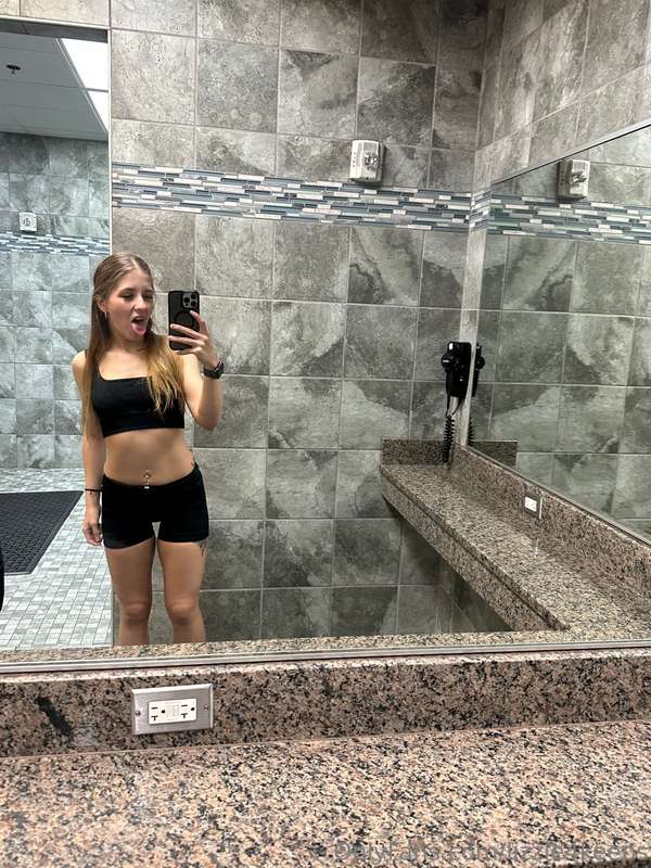 Gym time is the best time. 💪