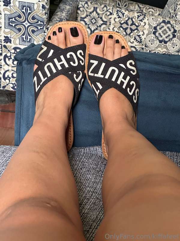 Black nails available for customs and video chat