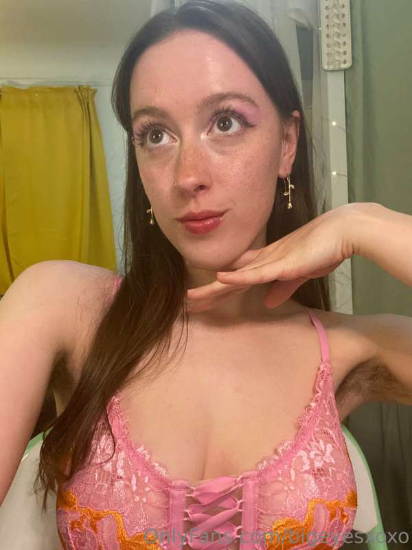 Come say hi on cb 😘