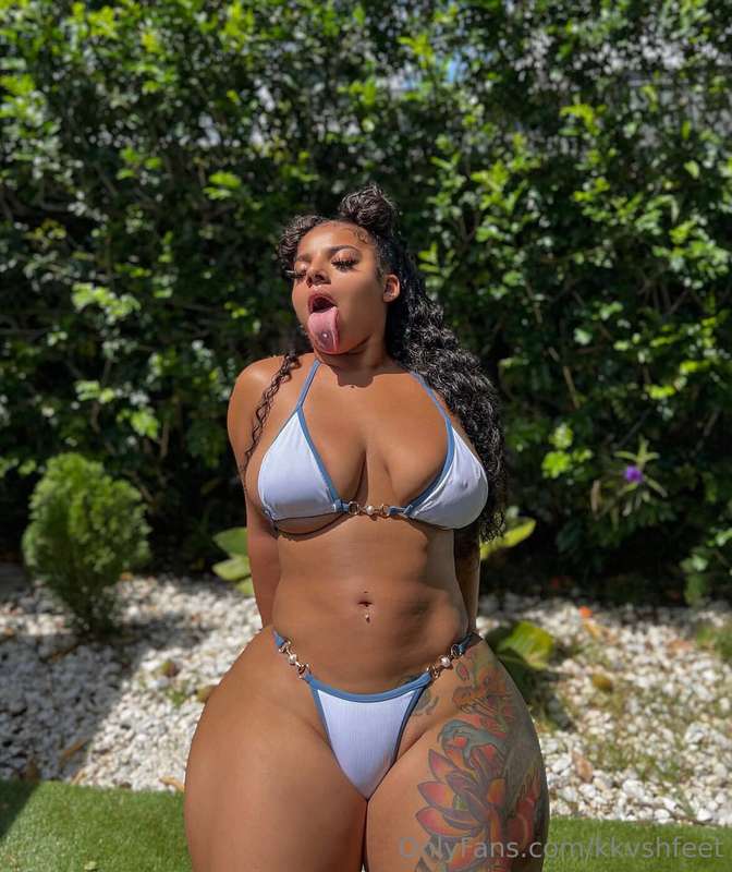 aim here 💦