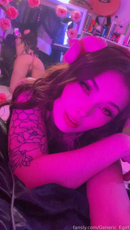 Generic_Egirl - Fansly - 18 Jun, 2023 5