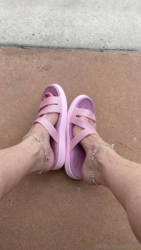 Feeling on top of the world! New shoes, sunshine, and my bes.. 3