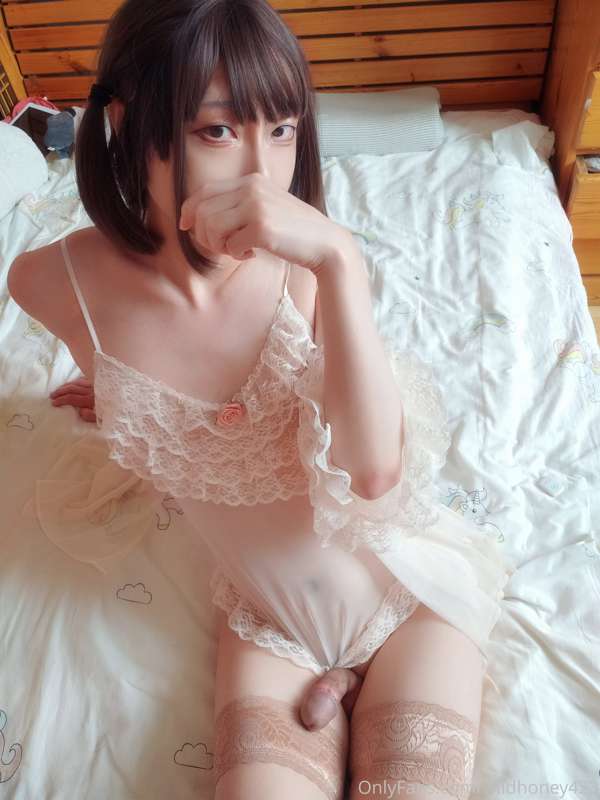 Elegant pajama. I'll post this full set(40p+1cum vid) at my ..