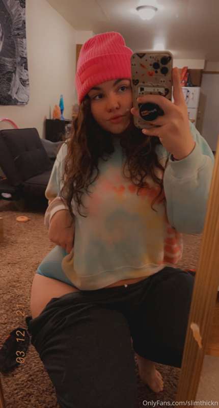 1st pic or 2nd ?