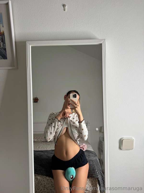 Ti piace il mio pigiama? 🤭