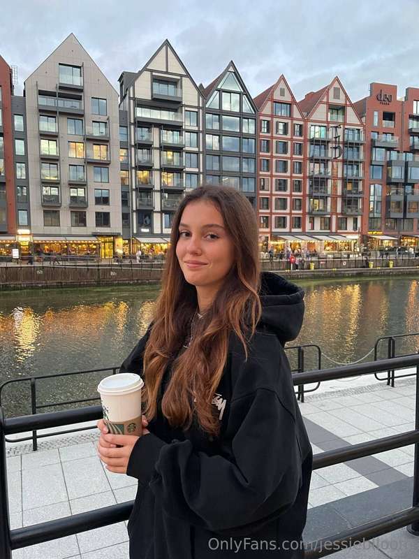 I like coffee, don't you?🥰 2