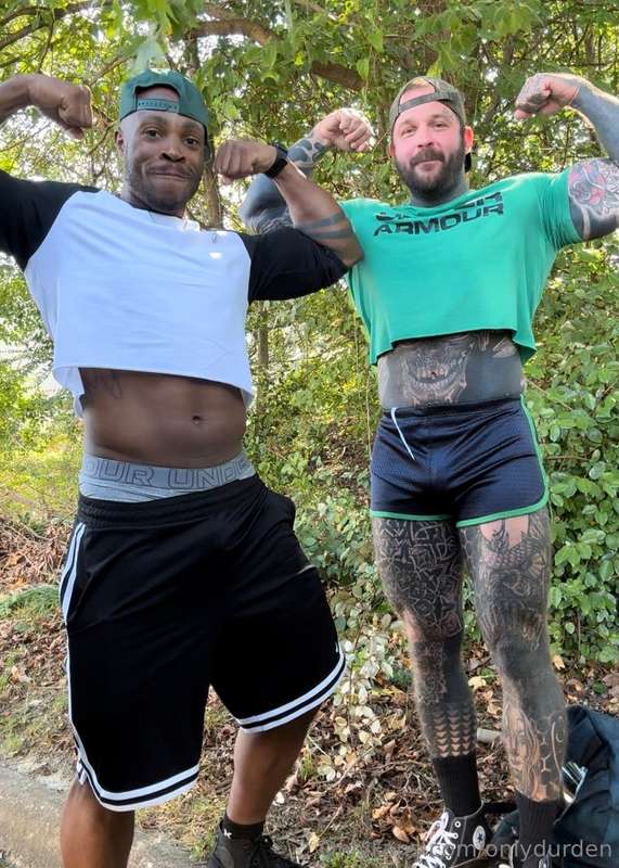 I’ve got 4 insanely hot videos with this mega stud 🥵 3 slopp.. 4