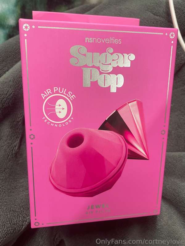 Look who got a new toy, can’t wait to use this bad boy!!😈💎💦